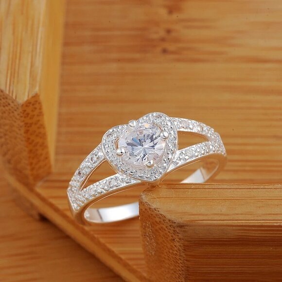 Jewelry - NWOT - Sterling Silver Crystal Romantic Heart Diamond Ring In Box - 8 3/4